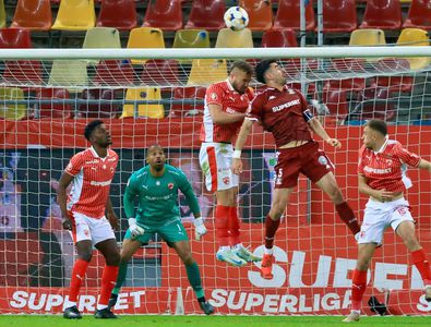 Dinamo - Rapid, derby pentru Europa » Deschidere de scor, Briciu scapă ...