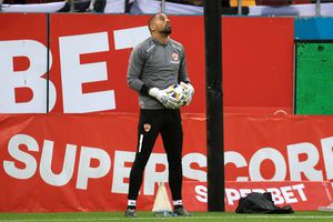 Dinamo - Rapid, derby pentru Europa » Echipele de start + cele mai tari cote