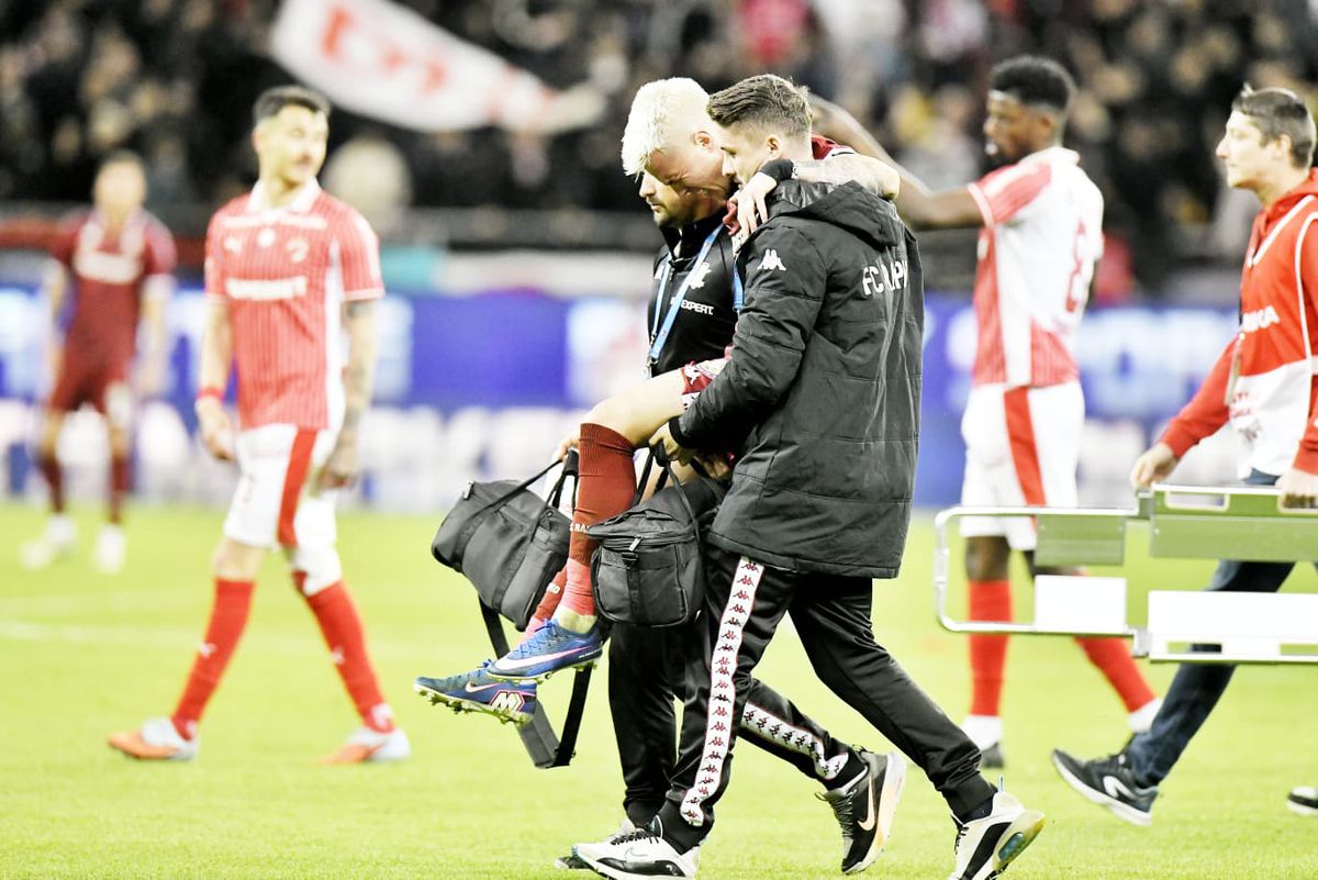 Daună totală: Claudiu Petrila a început să plângă în hohote pe bancă