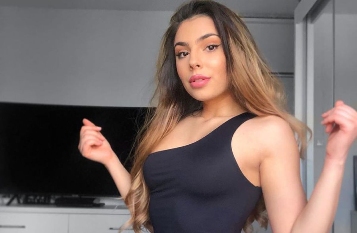 FOTO+VIDEO Cele mai plăcute exerciții de fitness :) Andra a devenit celebră pe Instagram cu pozele sale incendiare