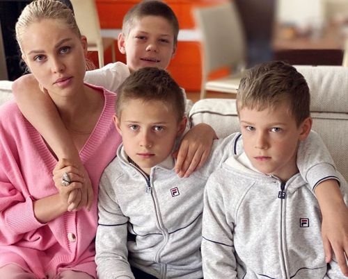 Maria Pogrebnyak și cei 3 fii, toți bolnavi de coronavirus