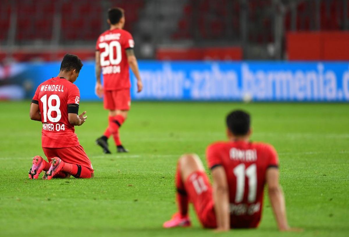 BUNDESLIGA. Leverkusen, umilită după 12 meciuri fără înfrângere! Spectacol total în Frankfurt - Freiburg