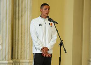 David Popovici a luat examenul de Bacalaureat » Ce urmează pentru dublul campion mondial și european: intră în bazin săptămâna viitoare
