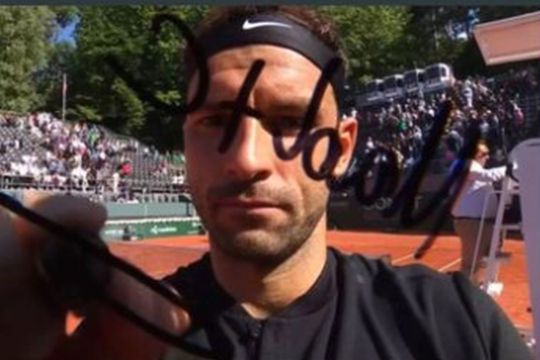 Lui Grigor Dimitrov (32 de ani, 33 ATP) îi priește relația cu fotomodelul Mădălina Ghenea (35 de ani). Bulgarul s-a calificat în finala turneului de la Geneva. În „sferturi” a avut un mesaj special pentru noua lui parteneră.