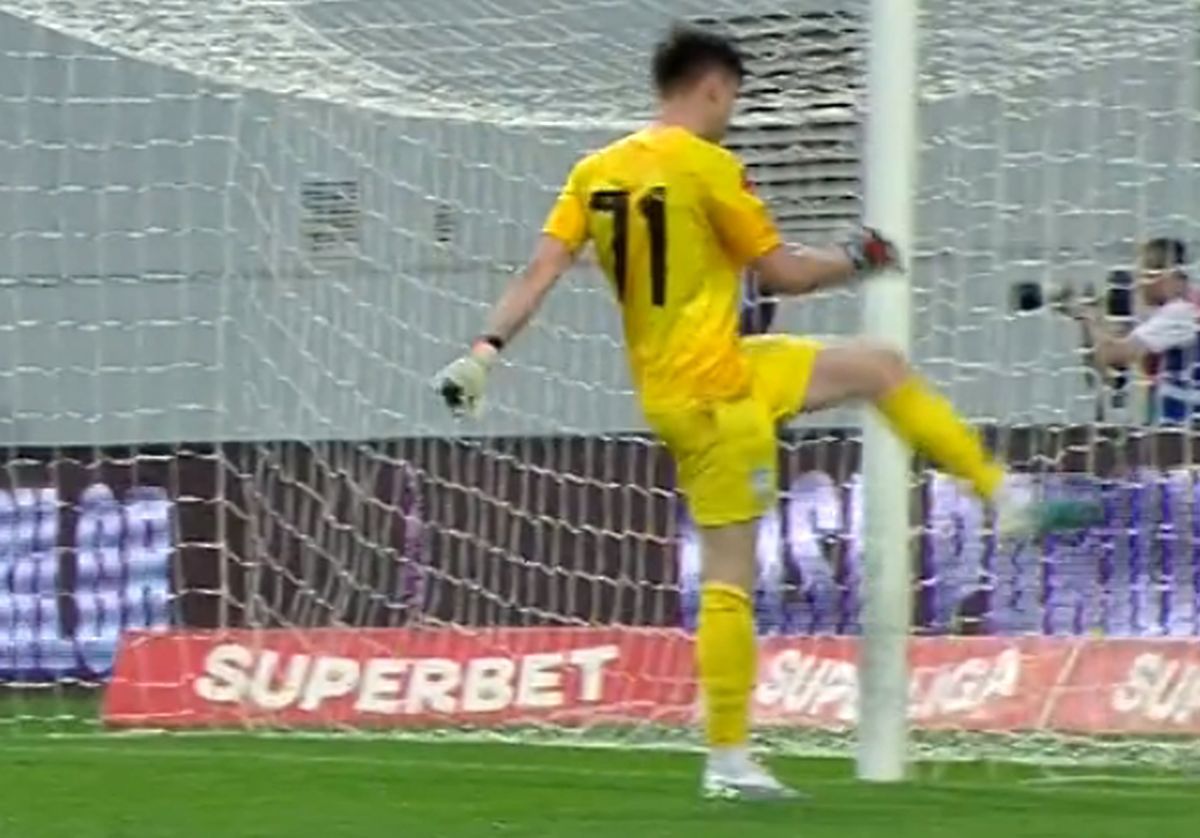 FCU Craiova - FC Voluntari 3-3 (5-4 la penalty-uri) » Craiova e în finala barajului pentru Europa după un meci nebun! Întorși de la 3-0, oltenii au câștigat la penalty-uri