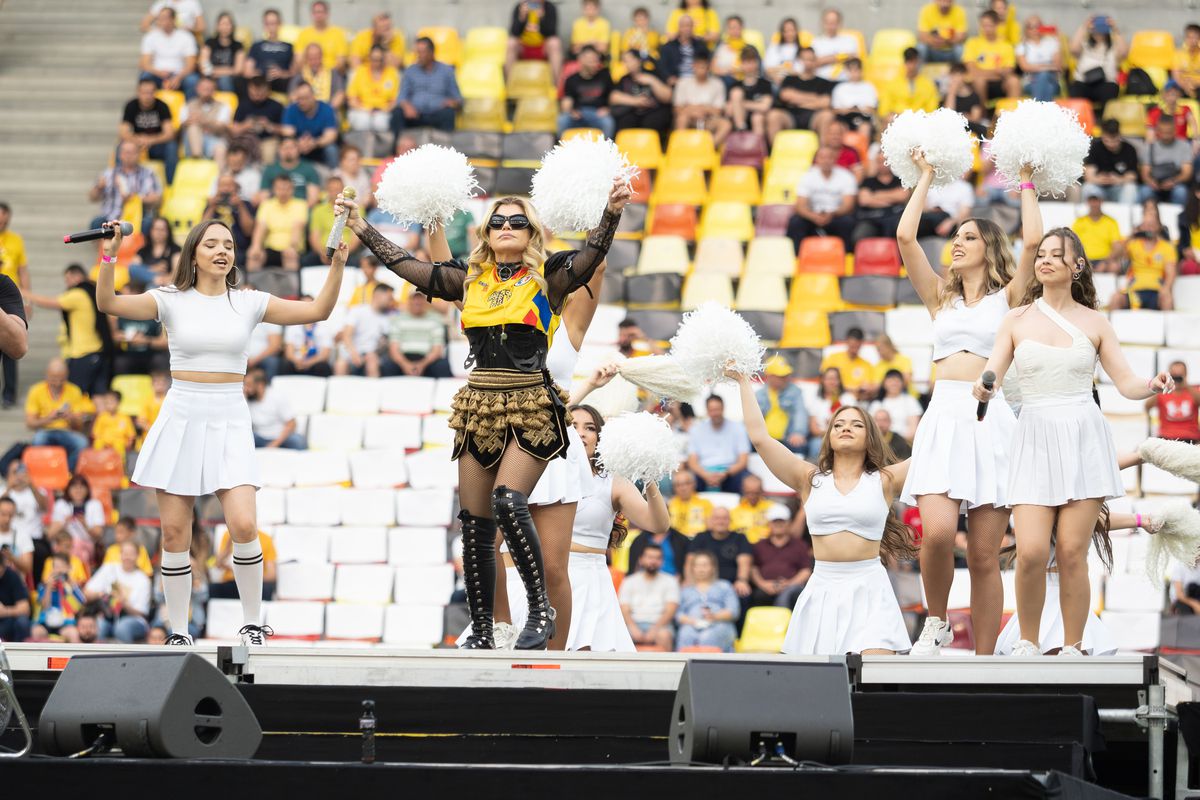 Loredana Groza, show de excepție pe Arena Națională! Apariție electizantă pe motocicletă și spectacol de zile mari