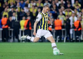 Se lasă și ultimul mohican din celebrul trident defensiv italian BBC! Anunțul inevitabil făcut azi de Fenerbahce