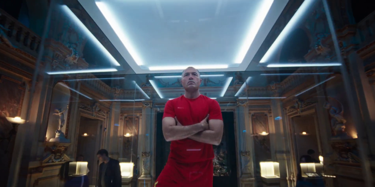 „Cine e Fălcosul meu, cine?” » Reclamă genială cu Andone, Hagi și Ilie Dumitrescu: „Doamnelor și domnilor, vă vorbește căpitanul!”