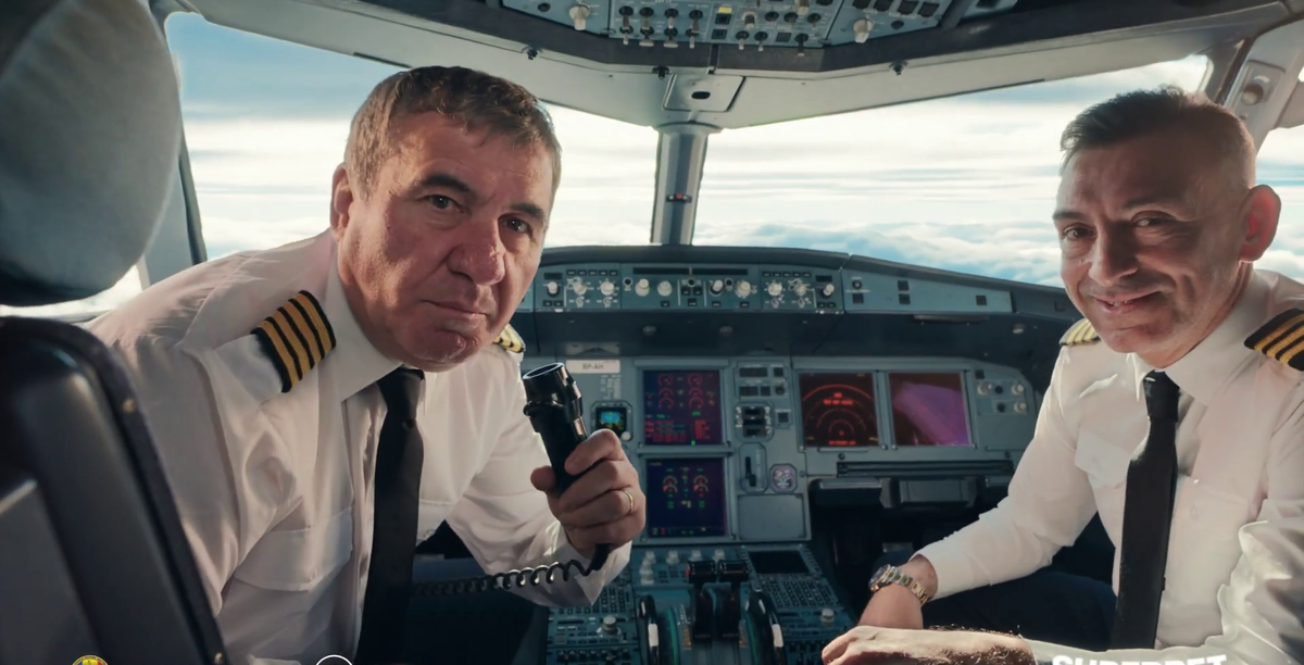 „Cine e Fălcosul meu, cine?” » Reclamă genială cu Andone, Hagi și Ilie Dumitrescu: „Doamnelor și domnilor, vă vorbește căpitanul!”