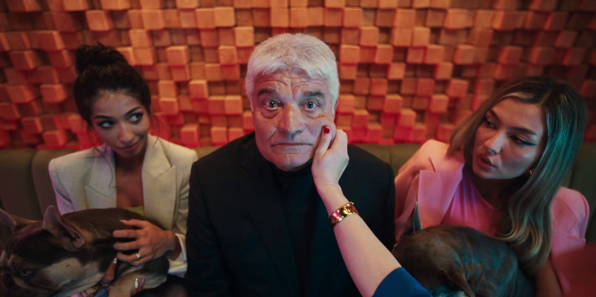 „Cine e Fălcosul meu, cine?” » Reclamă genială cu Andone, Hagi și Ilie Dumitrescu: „Doamnelor și domnilor, vă vorbește căpitanul!”