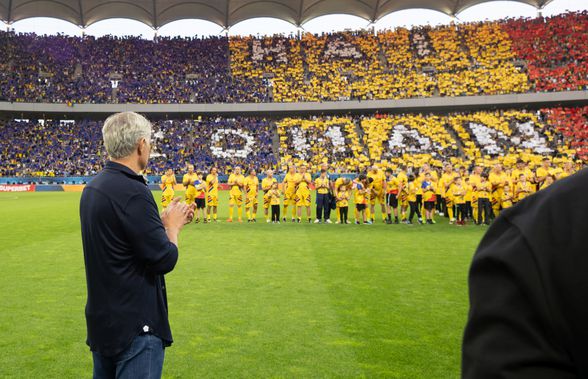 MVP-ul serii pe Arena Națională! Jose Mourinho a făcut mii de poze și a dat sute de autografe