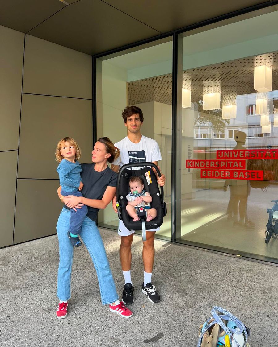 Coșmarul prin care a trecut Pierre-Hugues Herbert, primul adversar de la Roland Garros pentru Novak Djokovic » Fiul său a avut de înfruntat o afecțiune congenitală a pancreasului