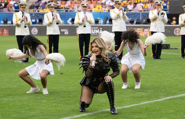 Loredana Groza, show de excepție pe Arena Națională! Apariție electizantă pe motocicletă și spectacol de zile mari