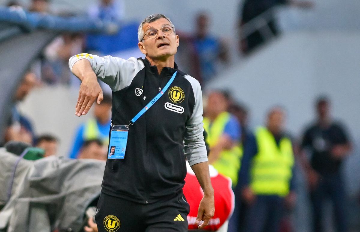 Trei decizii-cheie au dinamitat finalul din U Craiova - U Cluj » Marcel Bârsan a dictat două lovituri de la 11 metri și a anulat un gol. Verdictul specialistului