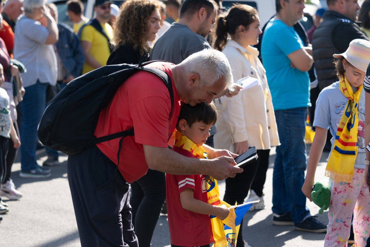 Record istoric pe Arena Nationala la meciul Generatiei de Aur