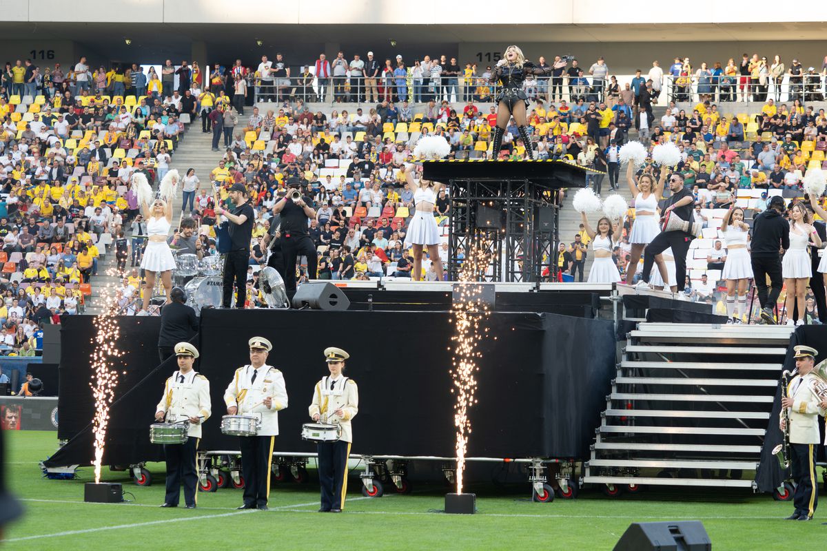 Loredana Groza, show pe Arena Națională