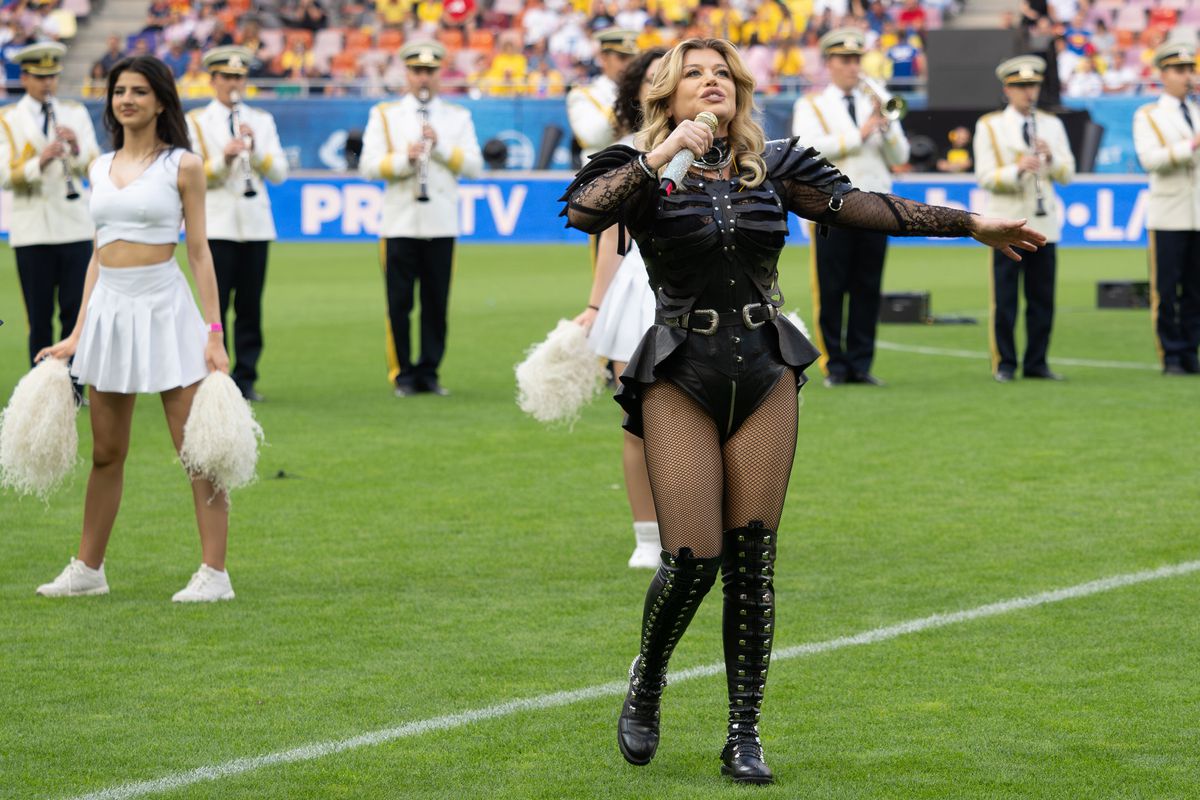 Loredana Groza, show de excepție pe Arena Națională! Apariție electizantă pe motocicletă și spectacol de zile mari