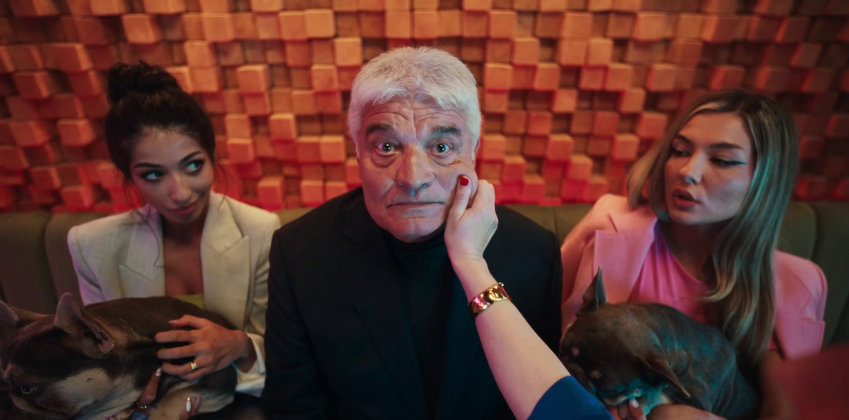 „Cine e Fălcosul meu, cine?” » Reclamă genială cu Andone, Hagi și Ilie Dumitrescu: „Doamnelor și domnilor, vă vorbește căpitanul!”