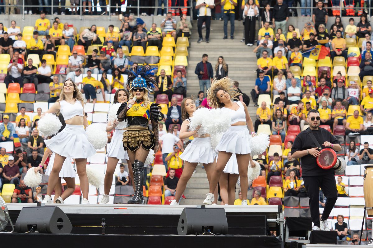 Loredana Groza, show de excepție pe Arena Națională! Apariție electizantă pe motocicletă și spectacol de zile mari