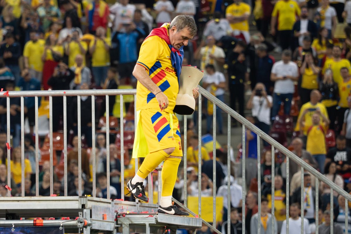 Imagini MEMORABILE cu Generația de Aur! „Mă uitam la Răducioiu, care plângea, Popescu plângea şi el... Plângeam toţi”