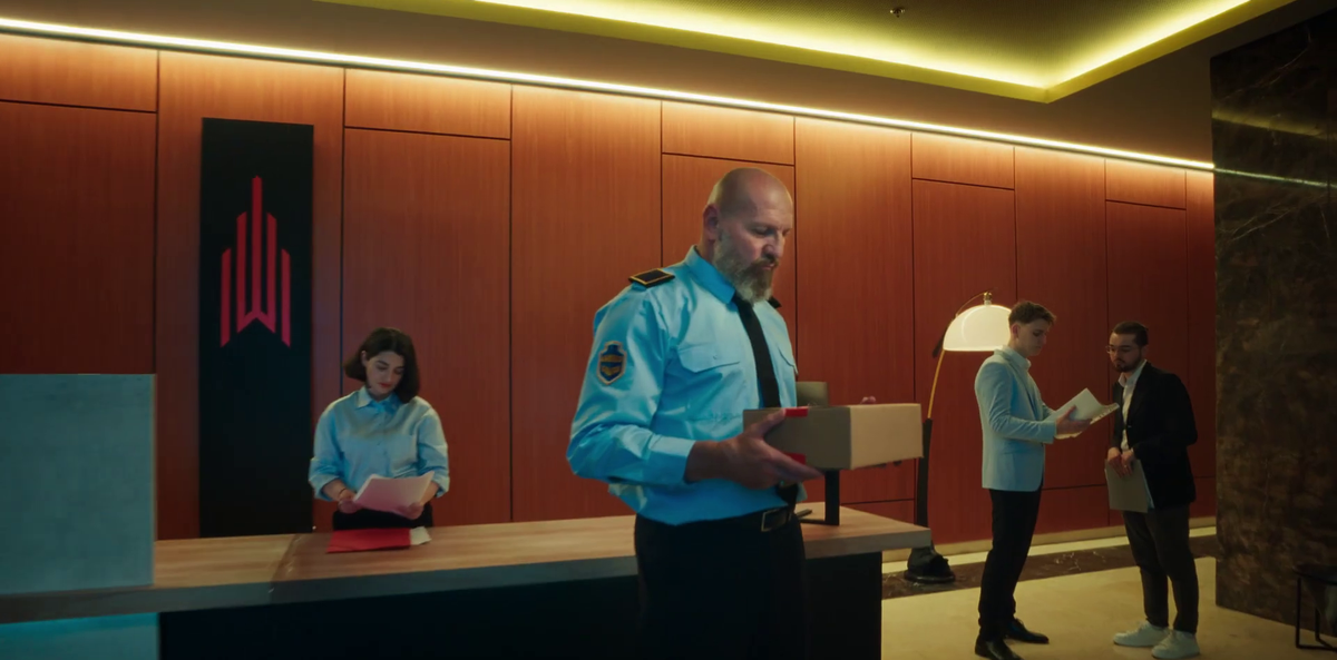 „Cine e Fălcosul meu, cine?” » Reclamă genială cu Andone, Hagi și Ilie Dumitrescu: „Doamnelor și domnilor, vă vorbește căpitanul!”