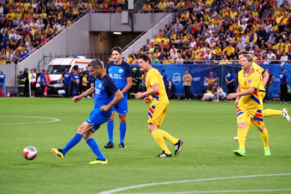 Florin Răducioiu, copleșit, la despărțirea de Generația de Aur: „Nu mai înțeleg nimic, am băut și un pic de șampanie”