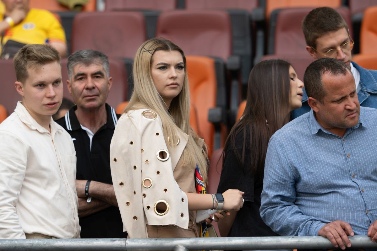 Record istoric pe Arena Nationala la meciul Generatiei de Aur