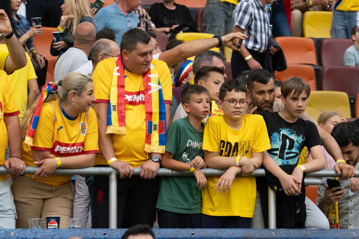 Record istoric pe Arena Nationala la meciul Generatiei de Aur