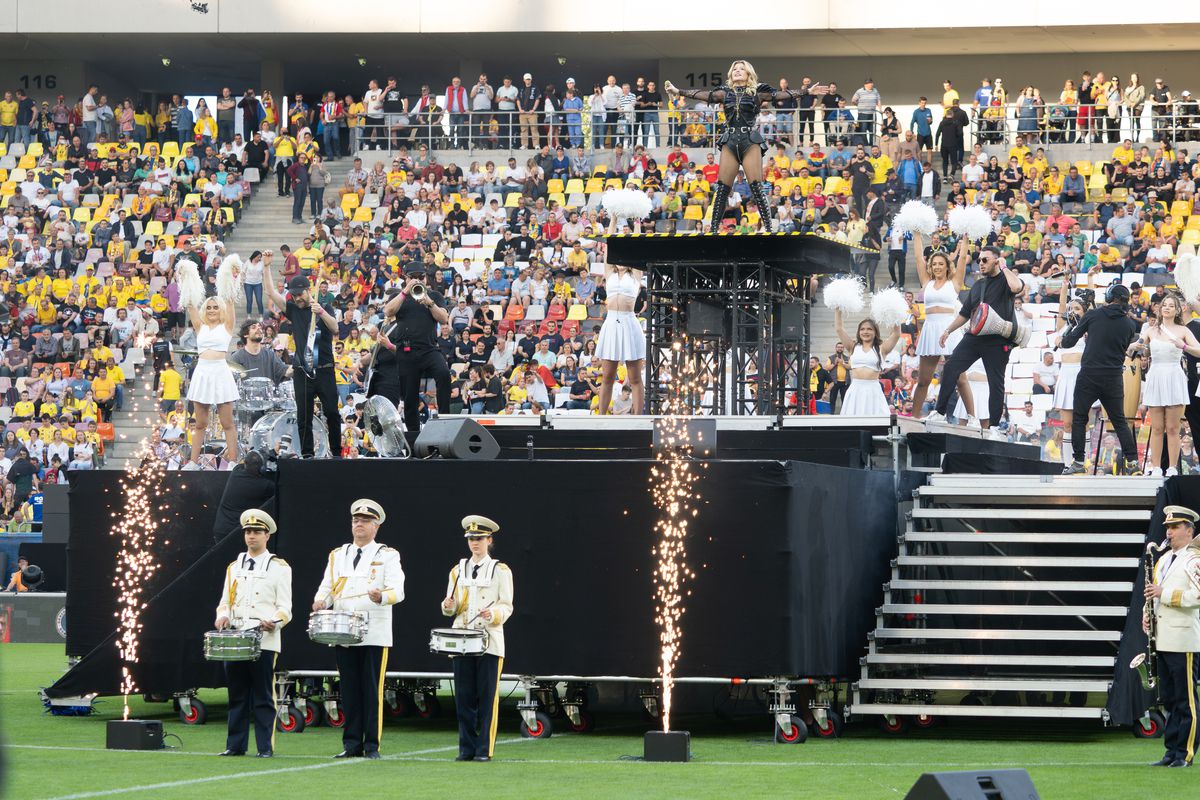 Loredana Groza, show pe Arena Națională