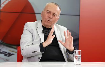 Gheorghe Ștefan, invitatul lui Ioanițoaia la „Prietenii lui Ovidiu” » Apariție rară în platoul unei emisiuni sportive