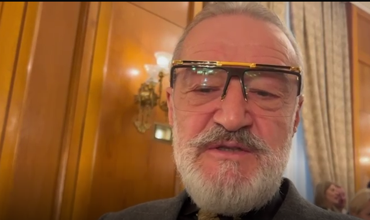 Gigi Becali, prezent la ceremonia de învestire a lui Nicușor Dan