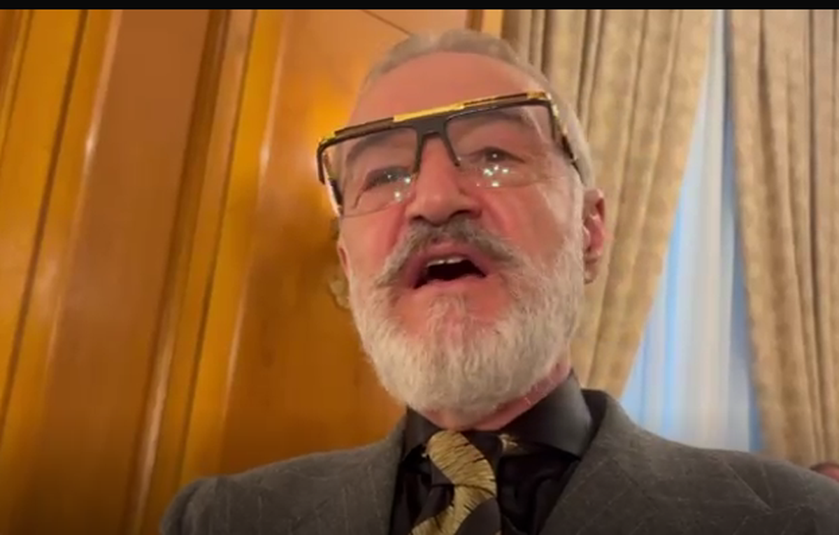 Gigi Becali, prezent la ceremonia de învestire a lui Nicușor Dan