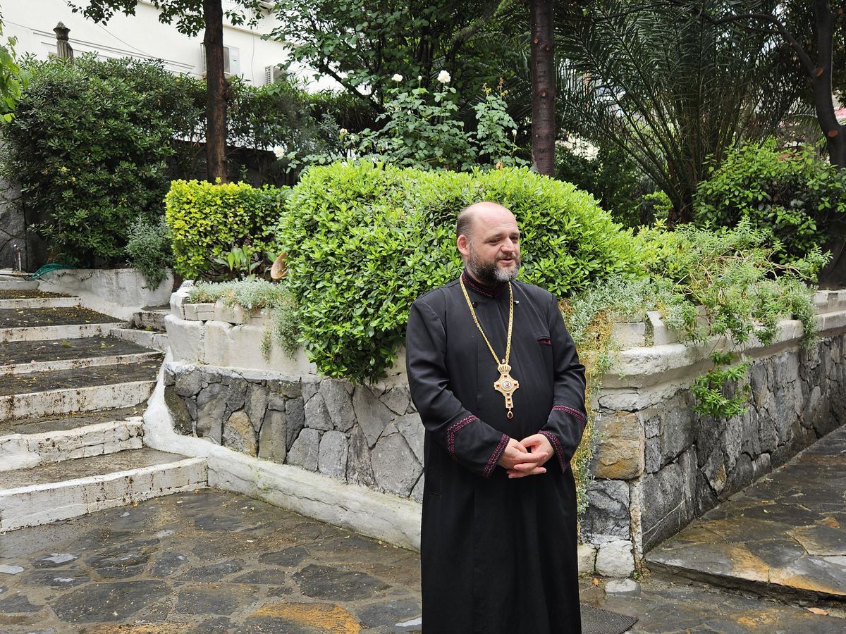 Părintele Sergiu Vlad de la Istanbul