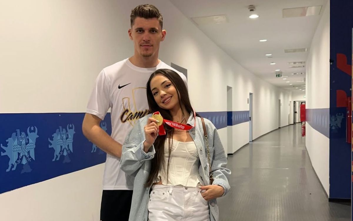 Ștefan Târnovanu s-a vopsit alb în cap