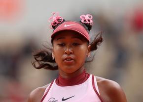 Naomi Osaka, gest nemaivăzut în timpul confruntării cu Paula Badosa de la Roland Garros » Schimbare de look pentru japoneza ce a purtat un costum special