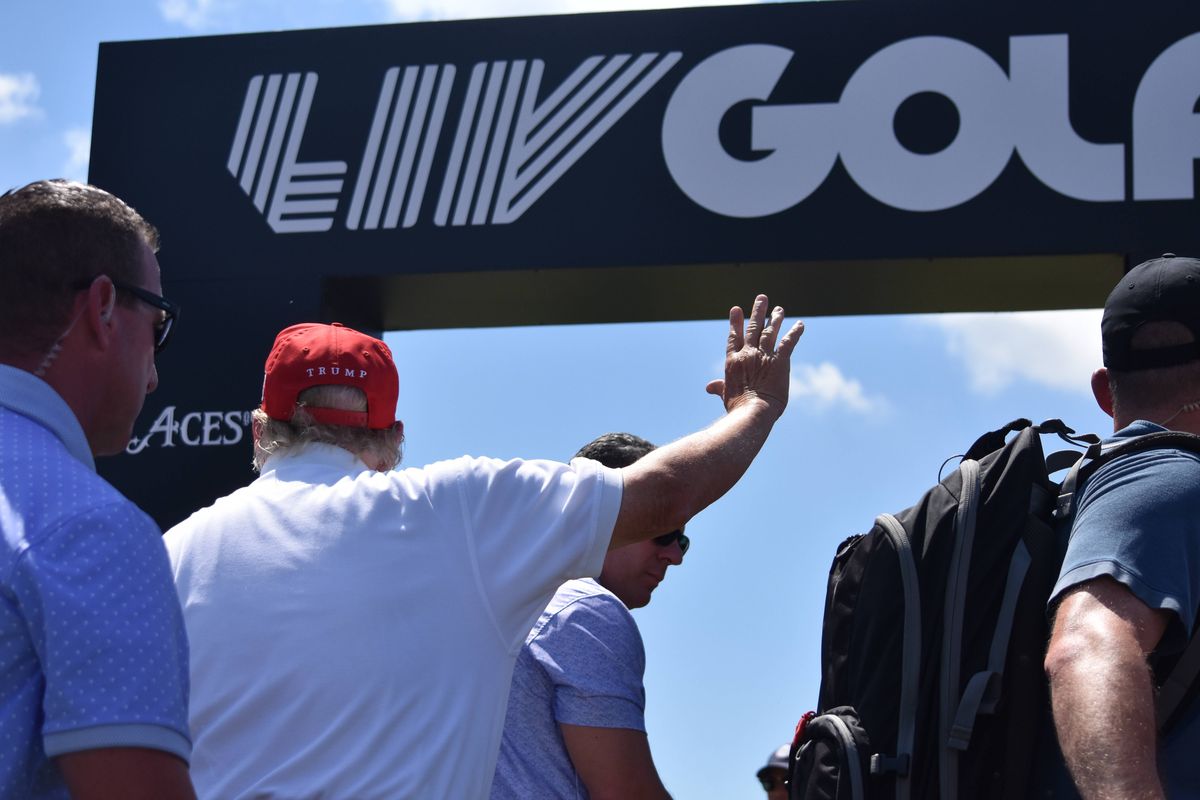 La plecarea din complexul sportiv favorit, Donald Trump a avut un mesaj fără precedent despre Vladimir Putin și războiul din Ucraina: „S-a întâmplat ceva cu omul ăsta!”