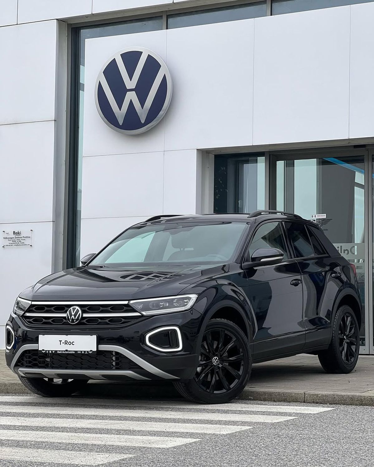 Volkswagen T-Roc și Toyota Yaris Cross