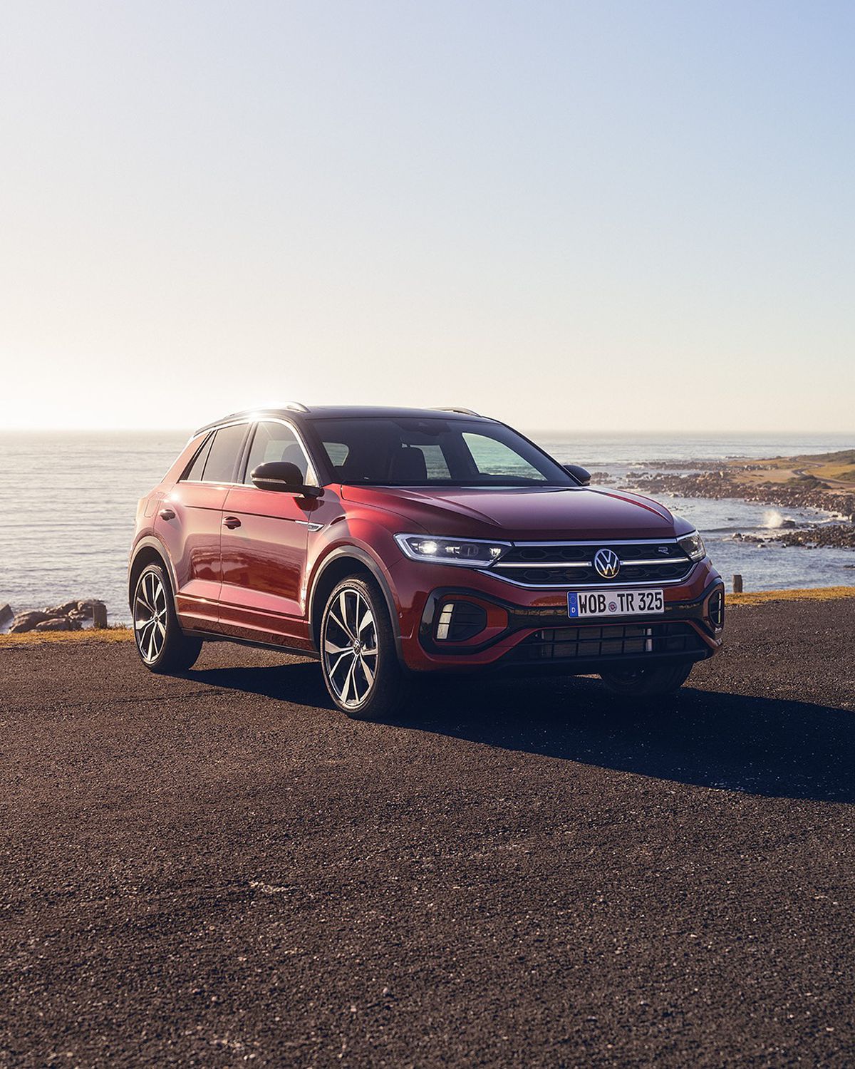 Volkswagen T-Roc și Toyota Yaris Cross