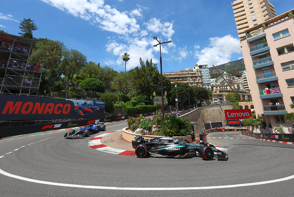 Tensiuni între George Russell și Alex Albon în timpul Marelui Premiu de la Monaco! Imaginea postată de pilotul Williams după cursă: „Cu plăcere!”