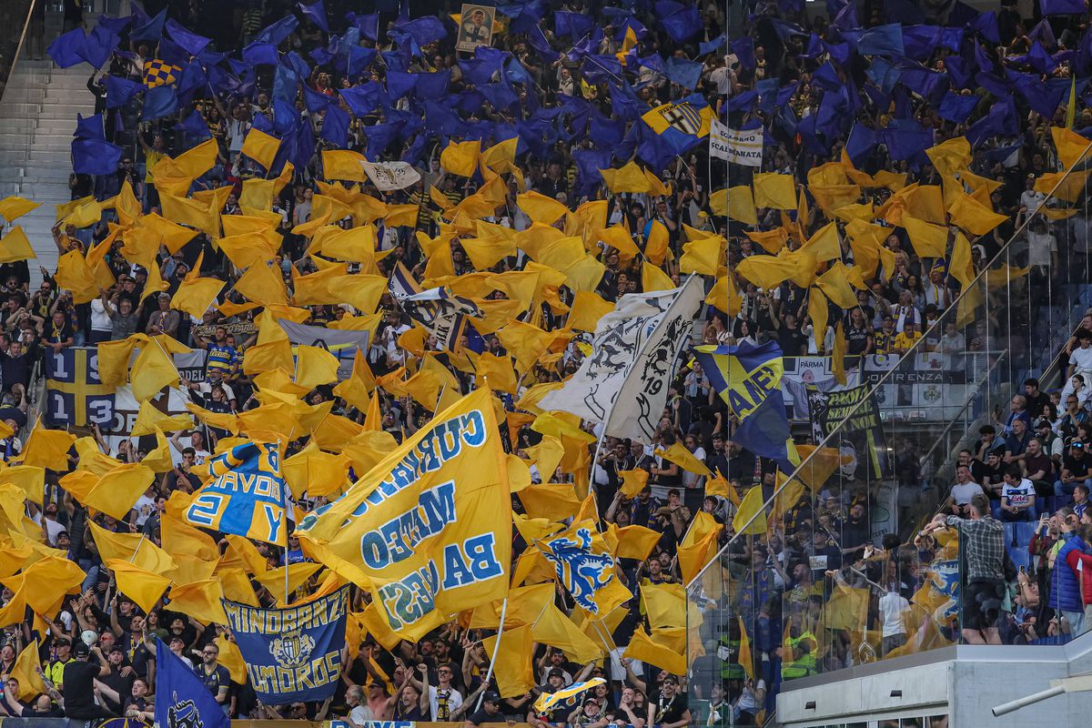 Imagini de la bucuria Parmei, după rămânerea în Serie A / foto: Imago