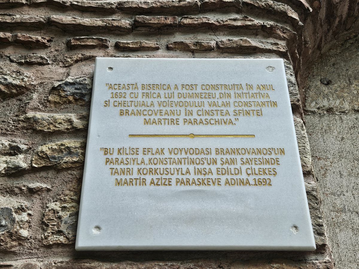 Părintele Sergiu Vlad de la Istanbul