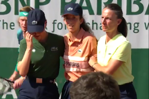 Căldura continuă să provoace victime la Roland Garros! Un copil de mingi nu și-a mai putut continua activitatea în duelul Ignacio Buse – Andrey Rublev