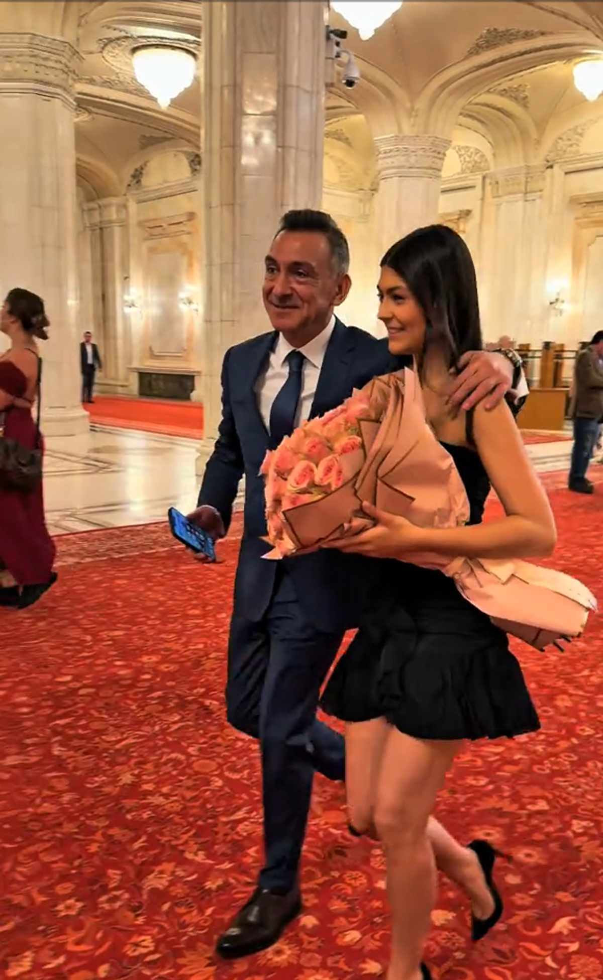 Ilie Dumitrescu i-a fost alături fiicei lui la ceremonia de absolvire a facultății: „Am trăit niște momente de nedescris”
