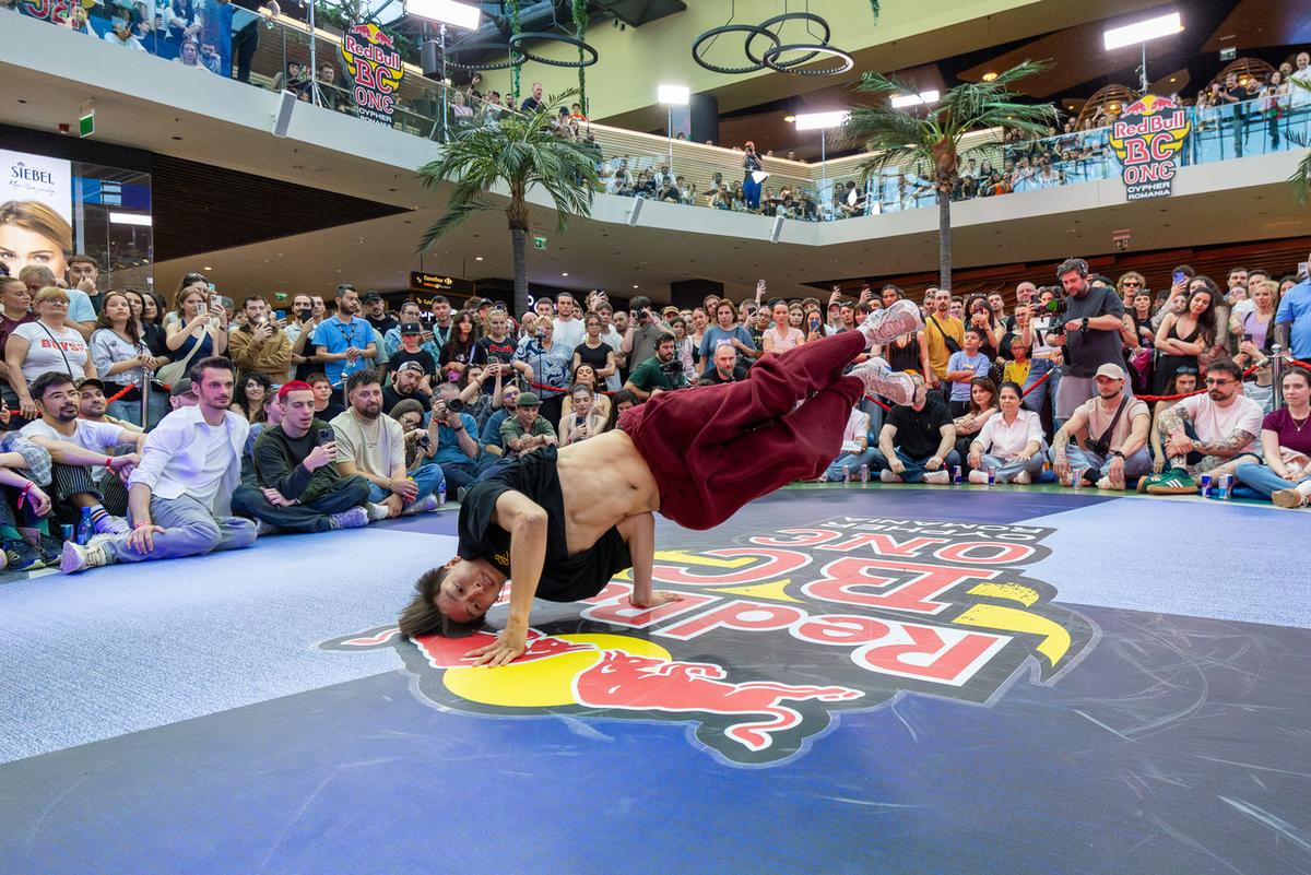 Breaking la cel mai înalt nivel: Cine va reprezenta România la Finala Mondială Red Bull BC One 