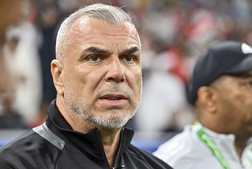 Cosmin Olăroiu // foto: Imago Images