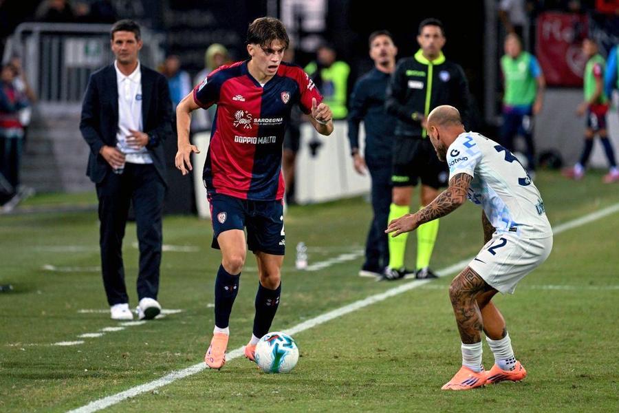 Schimb propus lui Inter pentru transferul celui mai bun fundaș din Serie A » La ce jucător poate renunța Chivu