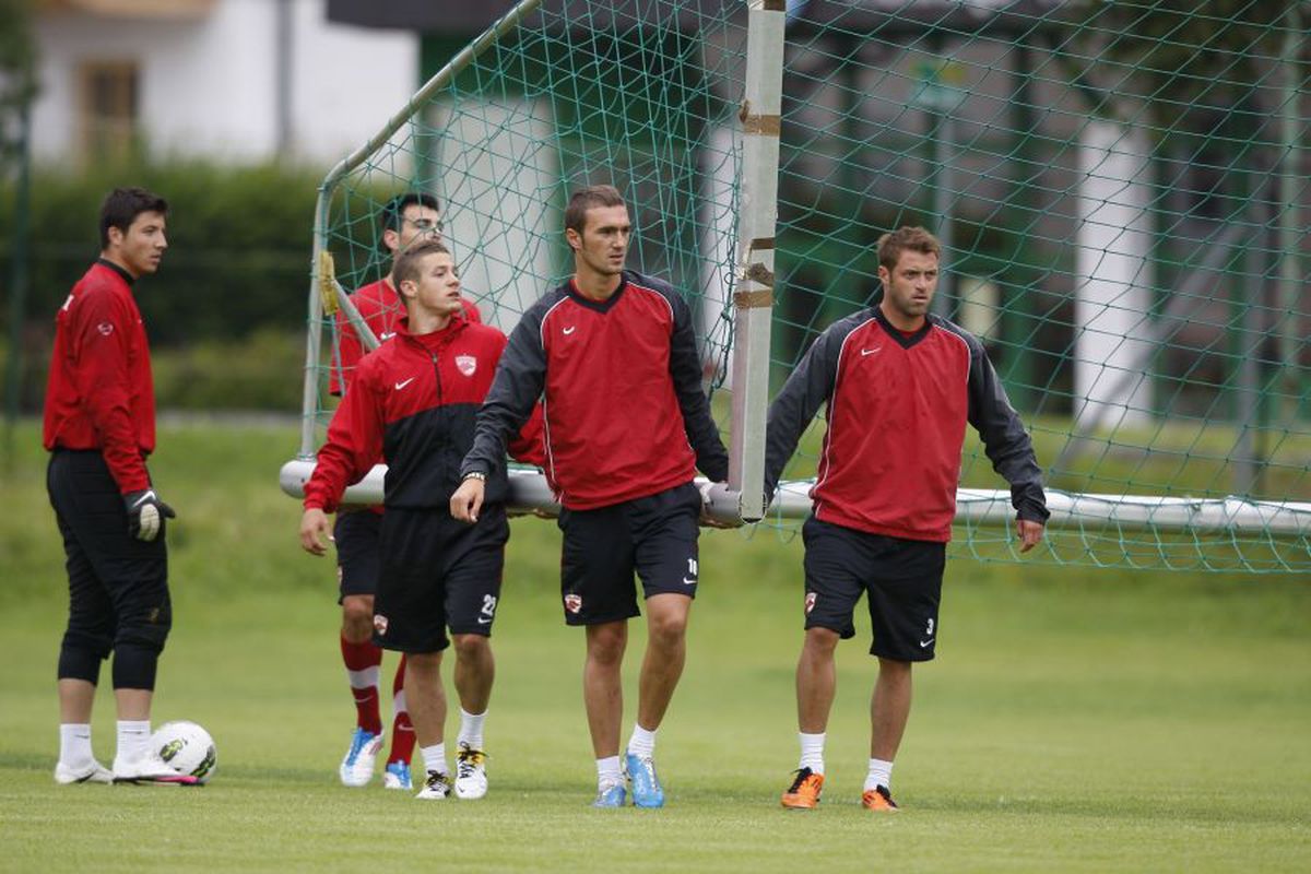 Comentariu dur al unui fost campion cu Dinamo: „Jucătorii n-au valoare de prima ligă! Grupul e mort”