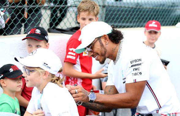 Lewis Hamilton le-a transmis fanilor un mesaj emoționant: „Să treci prin fața unor tribune goale nu e deloc motivant, ne vom simți singuri”