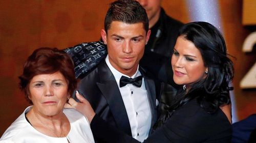 Cristiano Ronaldo împreună cu mama și sora Katia