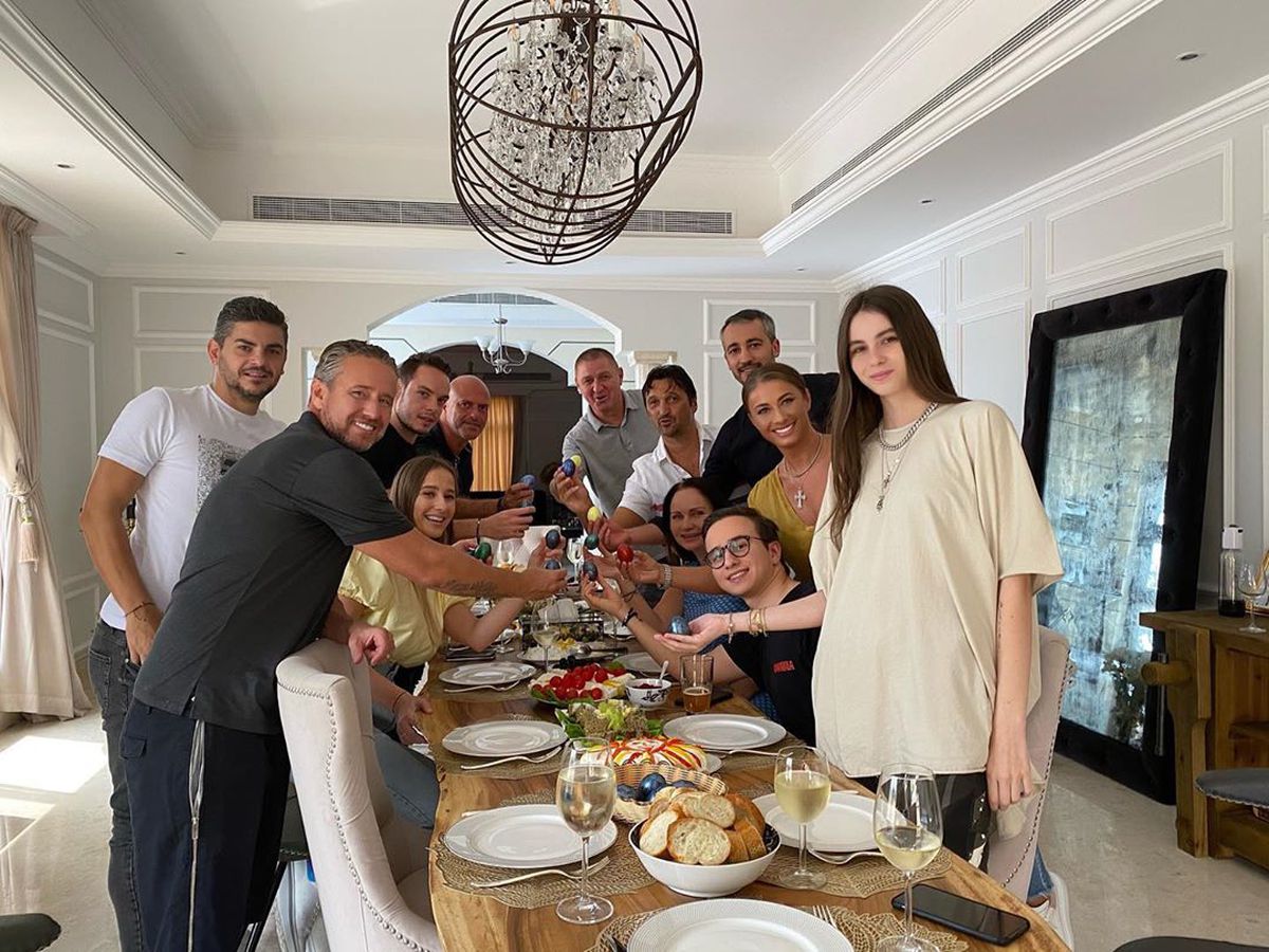 HERMANNSTADT. Din vacanță, Rebecca Dumitrescu a oferit primele declarații de când a intrat în fotbal: „Sunt cu David, dar am văzut meciul”